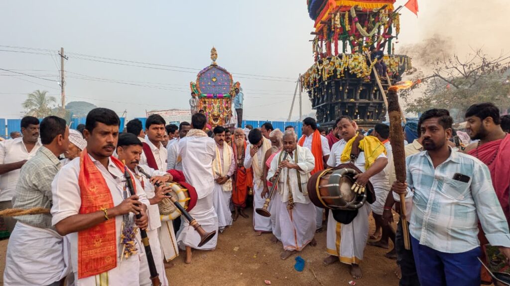 Namma Sindhanuru Click For Breaking & Local News